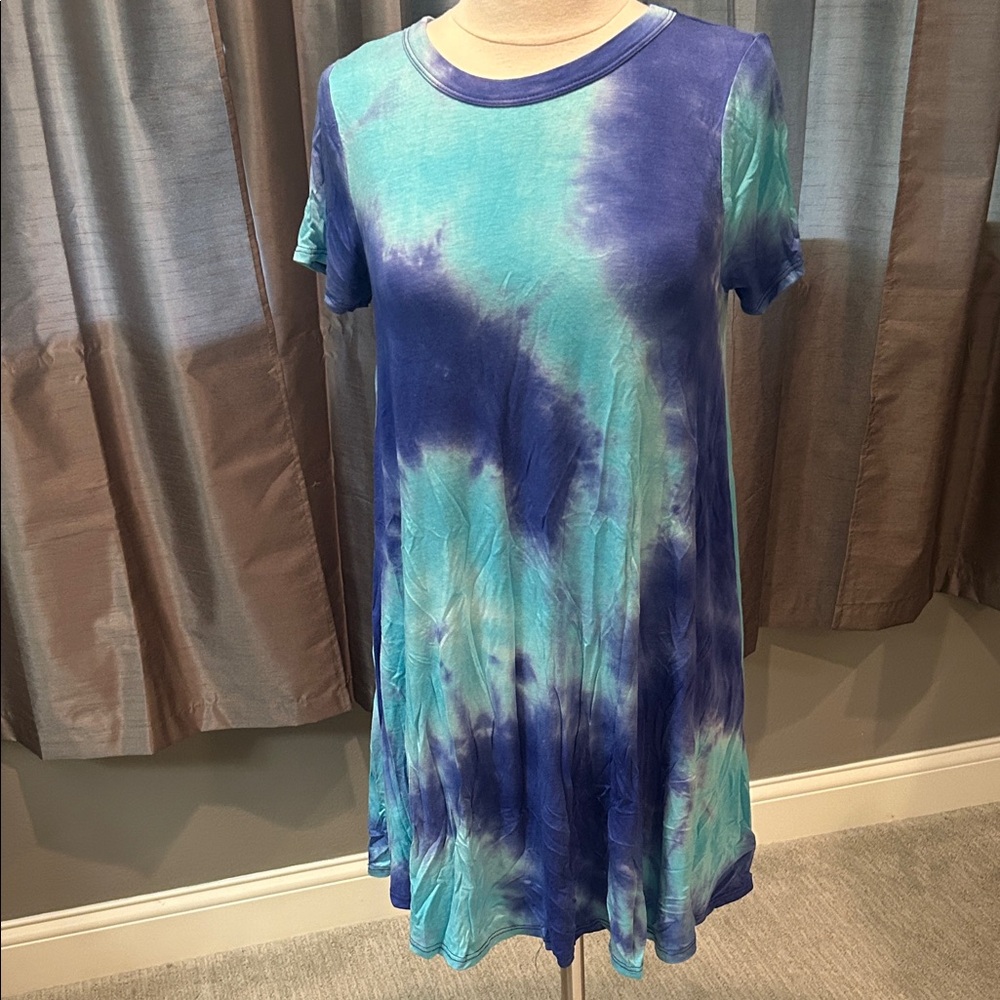 Coveted Clothing Blue and Purple Tie Dye Keyhole back Dress